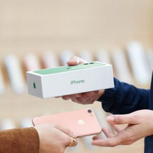 How to trade in your iPhone to Apple