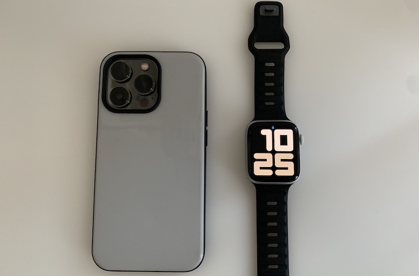 iPhone 13 Pro Sport Case & Apple Watch Sport Band