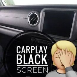 CarPlay disconnects black screen