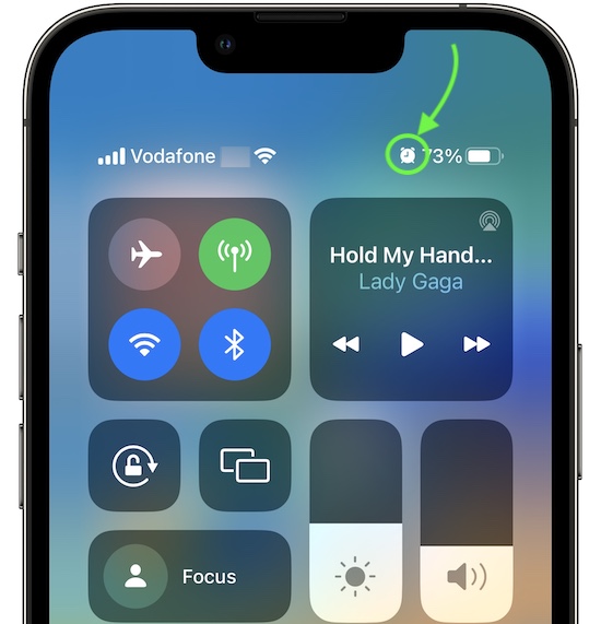 alarm-icon-not-showing-on-iphone-status-bar-in-ios-16